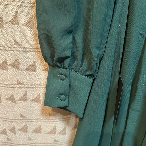 Lulus dress - Picture 12 of 13